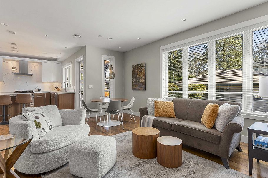 2782 W 37th Avenue Vancouver, BC - 18