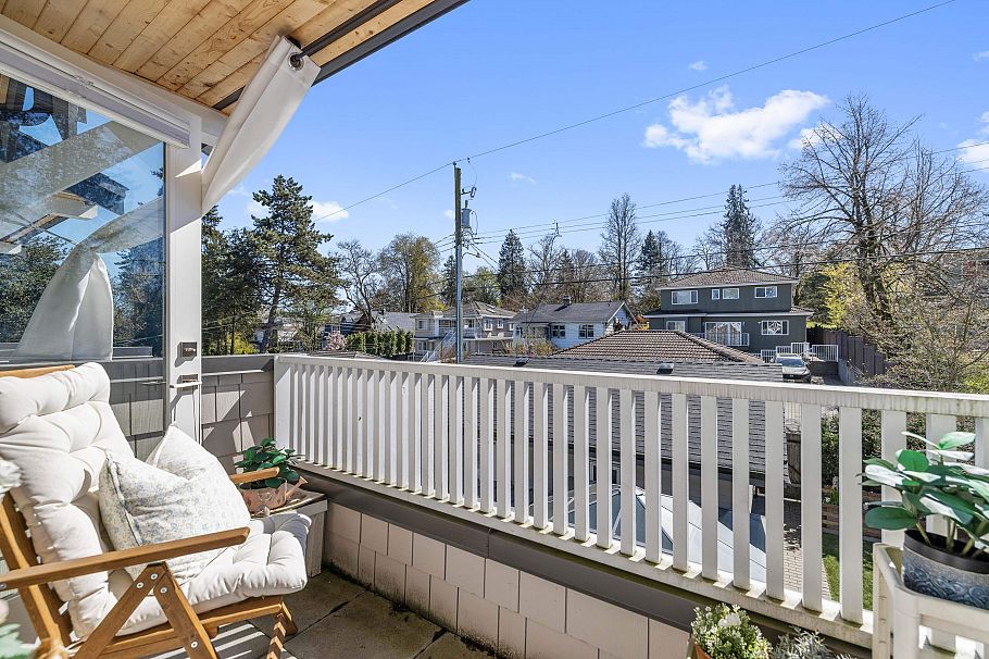 1136 E 16th Avenue Vancouver, BC - 26