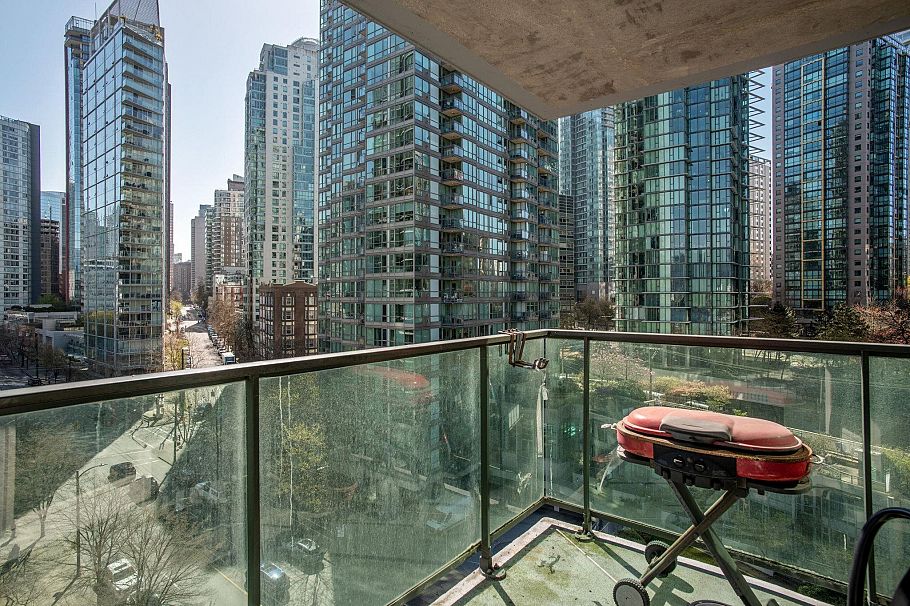 906 588 Broughton Street Vancouver, BC - 9