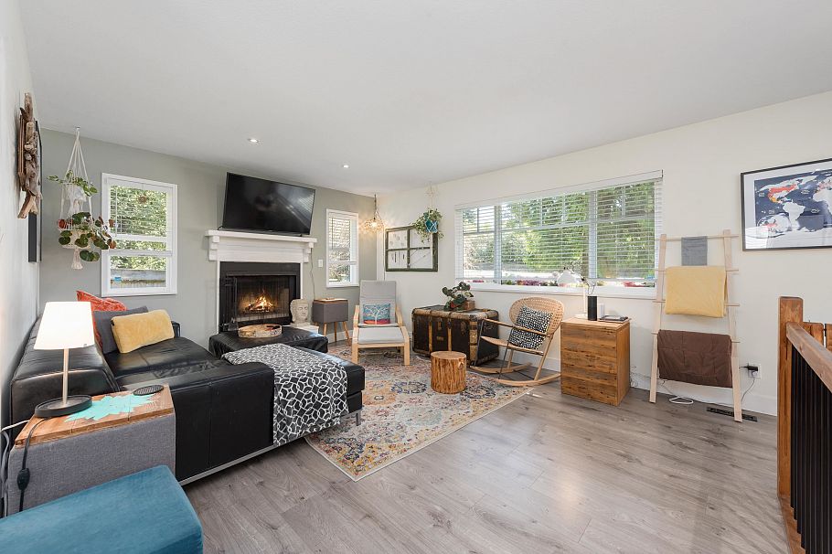 300 E 25th Street North Vancouver, BC - 29