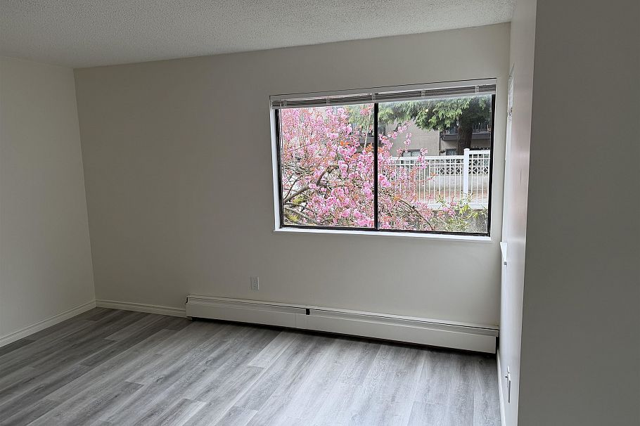 215 830 E 7th Avenue Vancouver, BC - 3