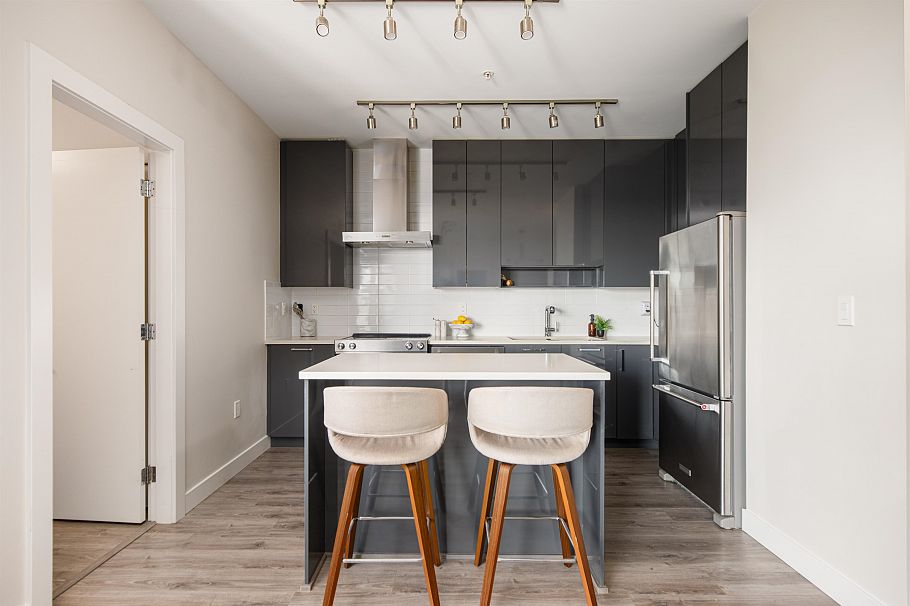 303 1768 Gilmore Avenue Burnaby, BC - 3