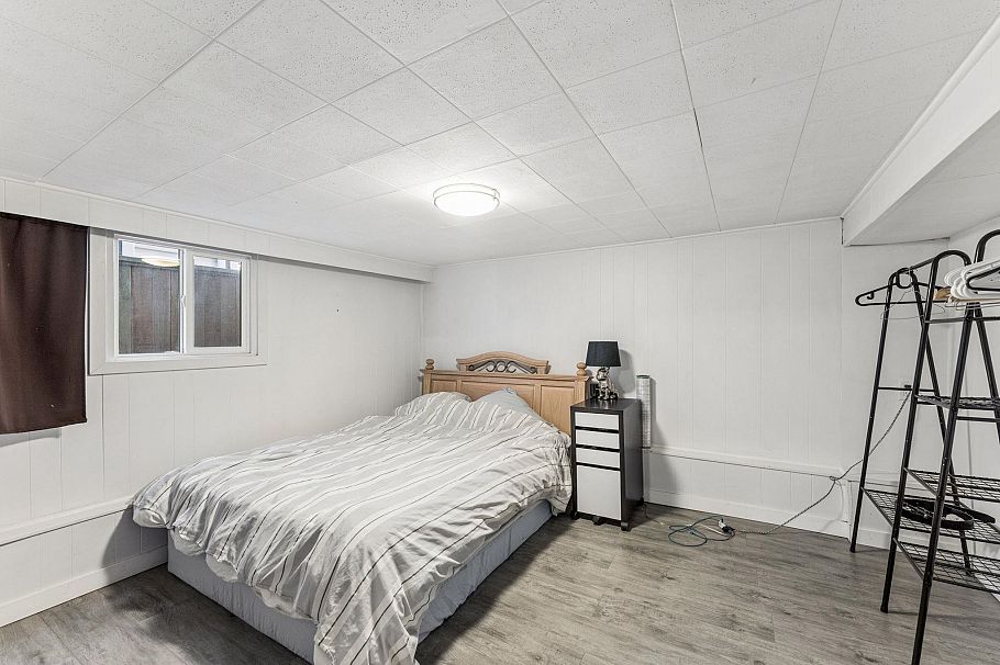 2486 Eton Street Vancouver, BC - 32