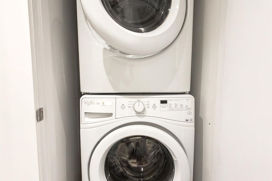 922 W 15th Avenue Vancouver, BC - 15