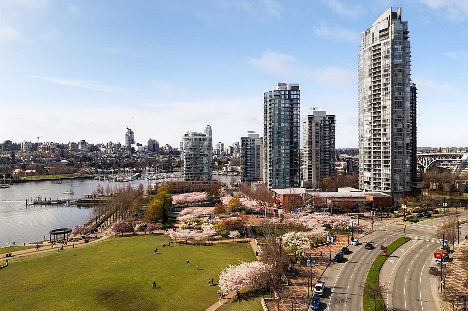 11D 199 Drake Street Vancouver, BC - 24