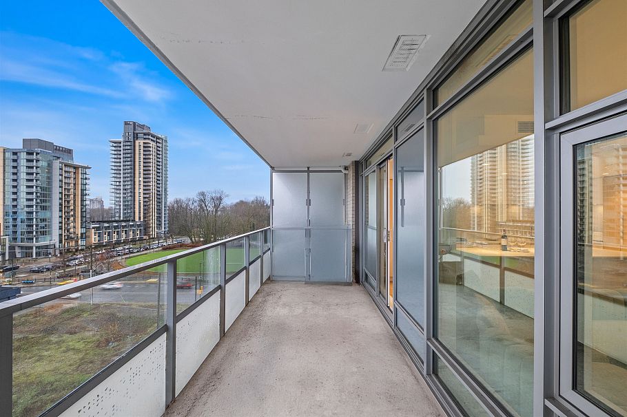 611 1500 Fern Street North Vancouver, BC - 10