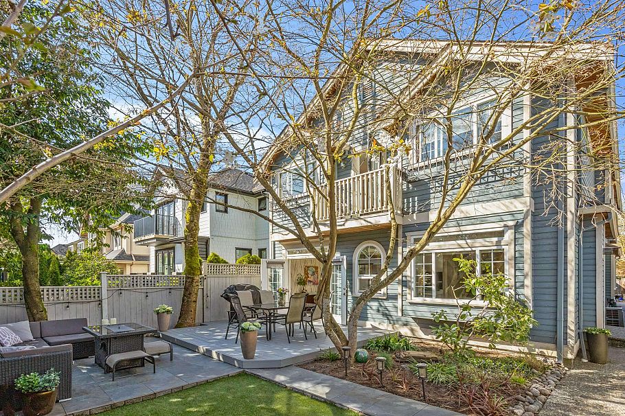 2855 W 16th Avenue Vancouver, BC - 26