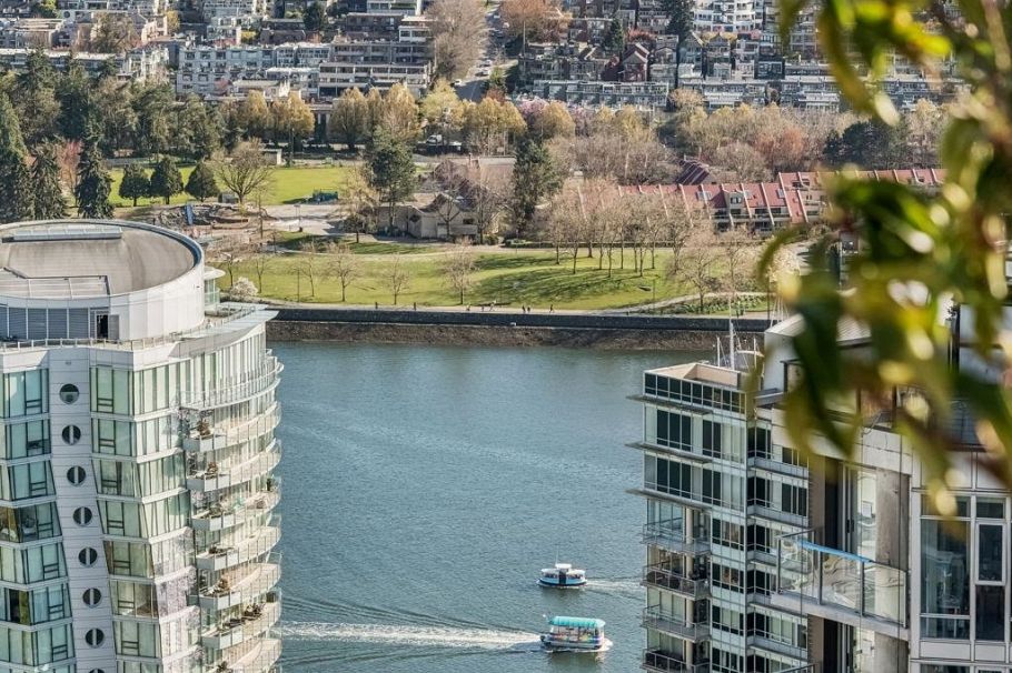 3701 1438 Richards Street Vancouver, BC - 34