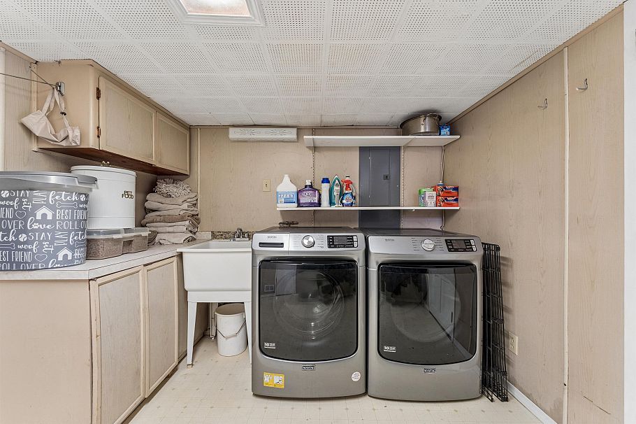 1874 Appin Road North Vancouver, BC - 26