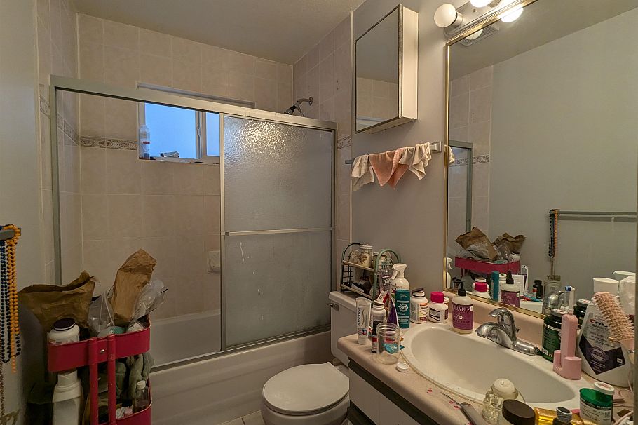 3061 Parker Street Vancouver, BC - 14