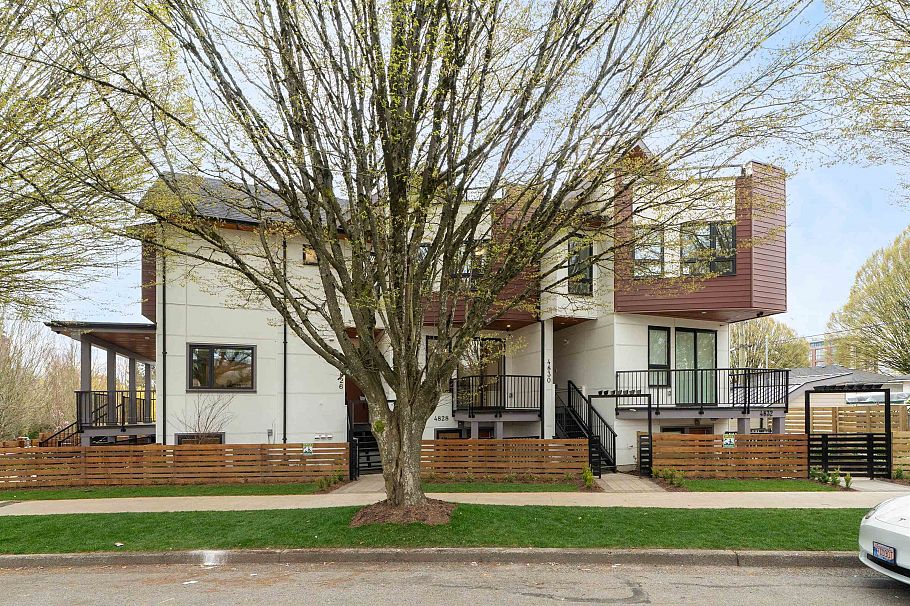 4826 Duchess Street Vancouver, BC - 28