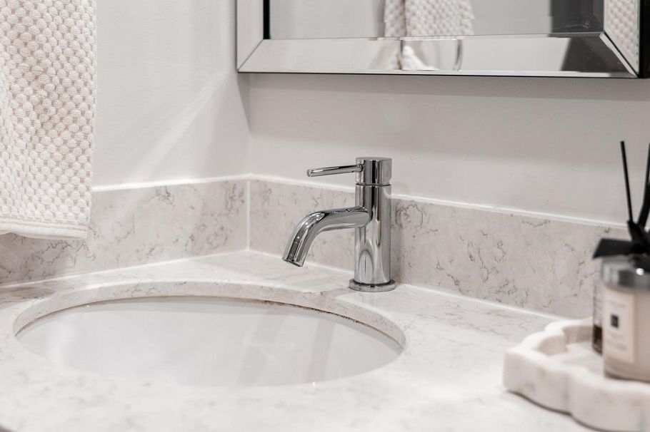 1104 175 W 1st Street North Vancouver, BC - 26