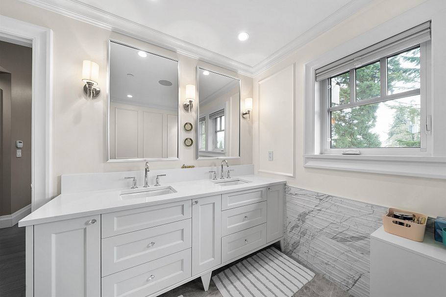 3828 W 35th Avenue Vancouver, BC - 20