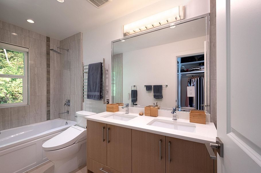 2867 Panorama Drive North Vancouver, BC - 20