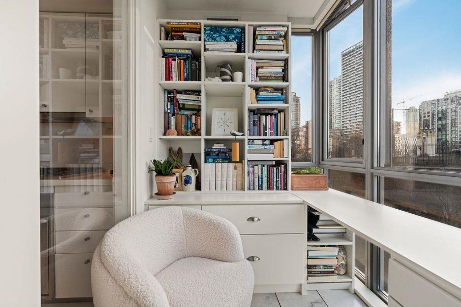 601 1005 Beach Avenue Vancouver, BC - 11