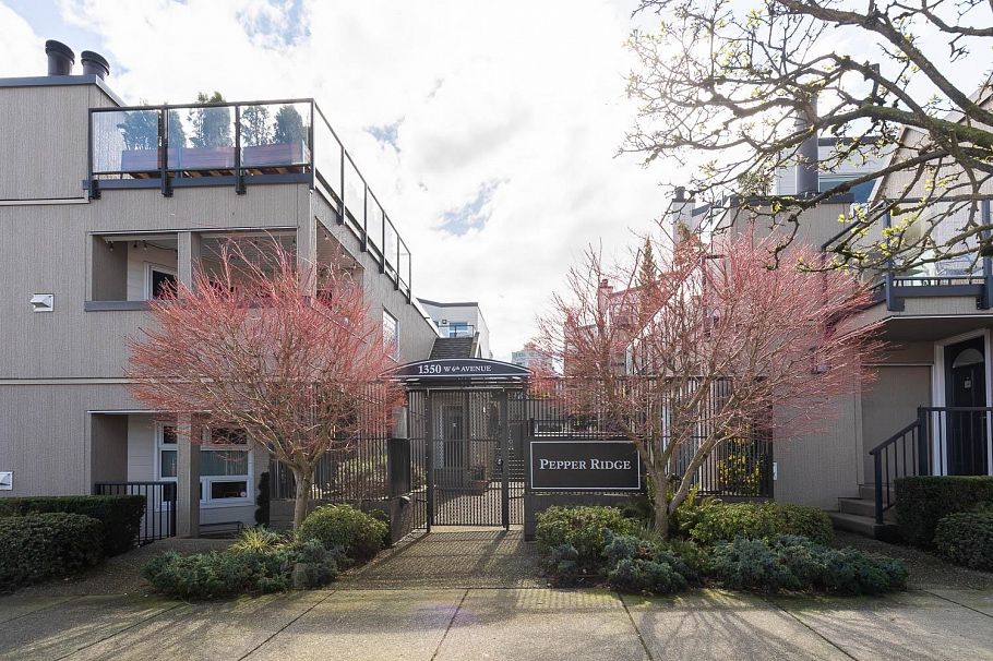 14 1350 W 6th Avenue Vancouver, BC - 1