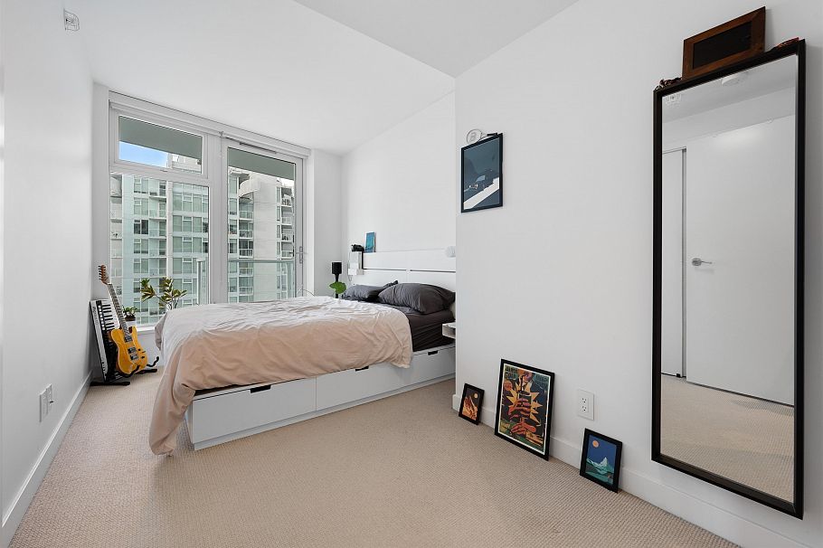 1210 2220 Kingsway Vancouver, BC - 10