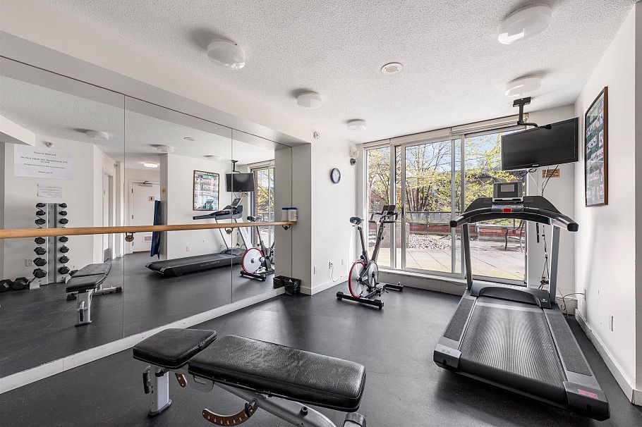 11D 199 Drake Street Vancouver, BC - 18