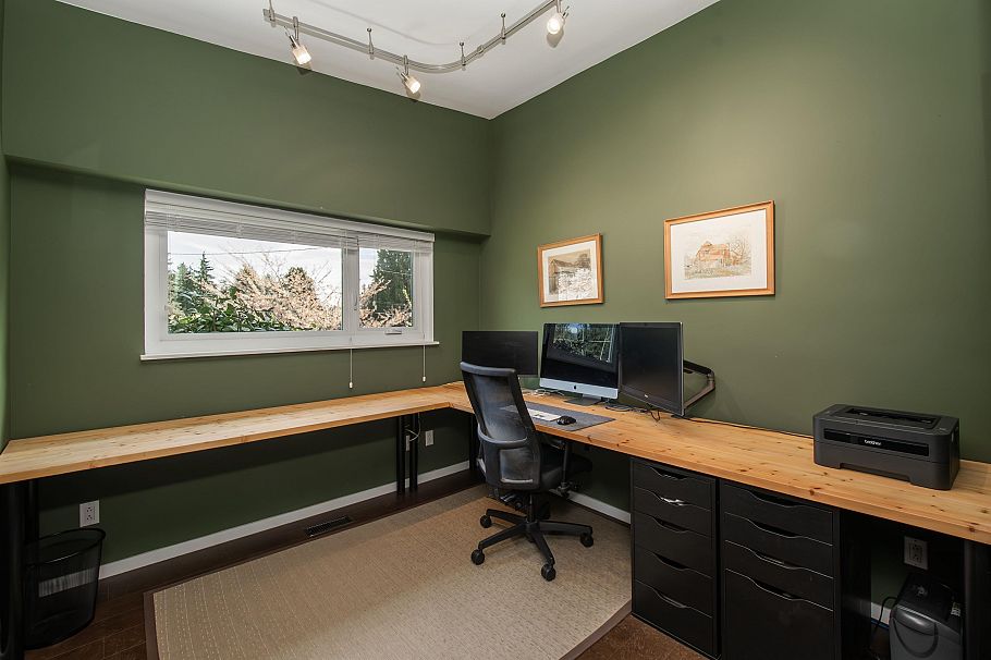 2175 Greylynn Crescent North Vancouver, BC - 21