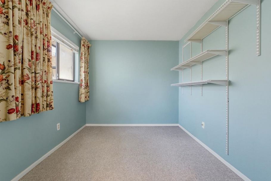 253 E 19th Street North Vancouver, BC - 29