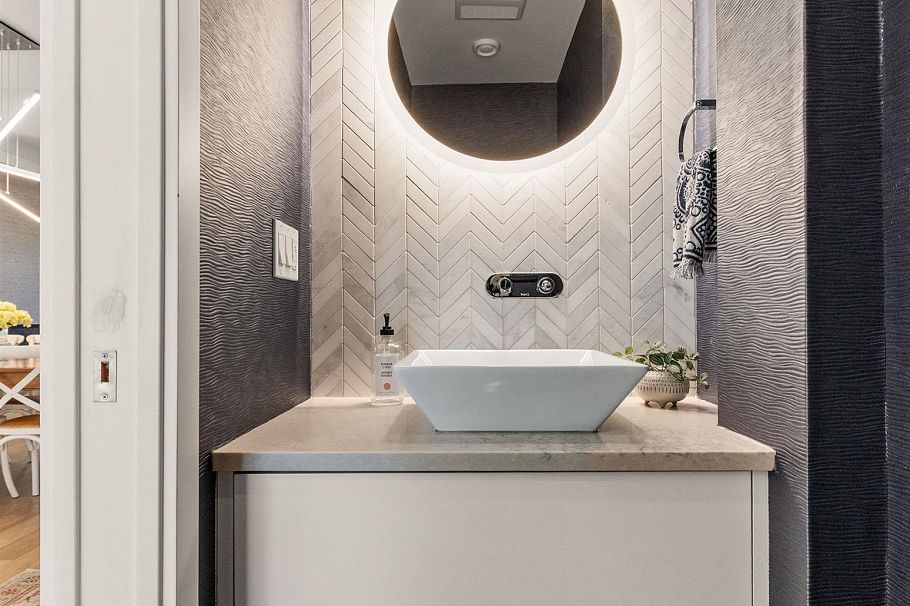 1136 E 16th Avenue Vancouver, BC - 17