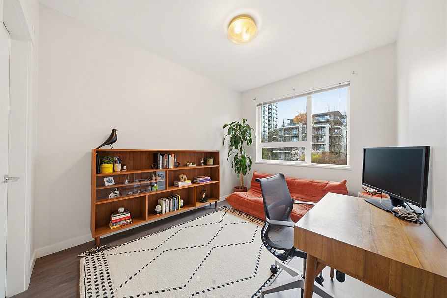 304 123 W 1st Street North Vancouver, BC - 16