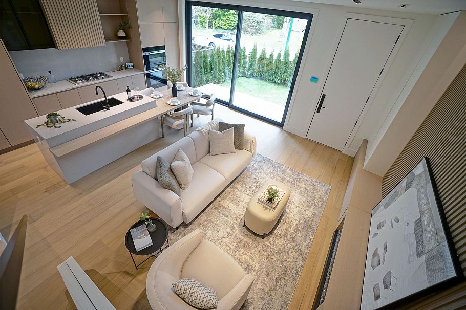 1 4634 W 15th Avenue Vancouver, BC - 9