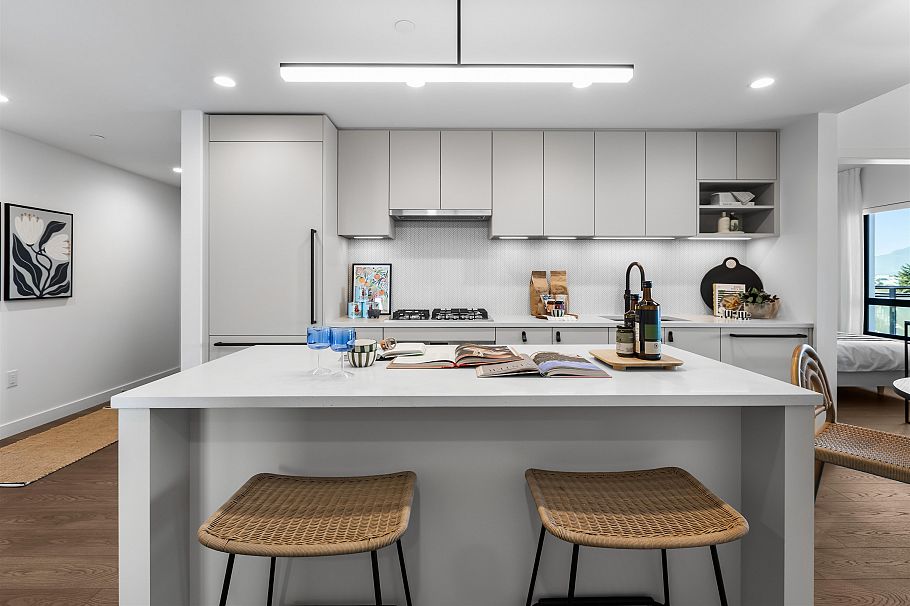 205 1680 E 12th Avenue Vancouver, BC - 1