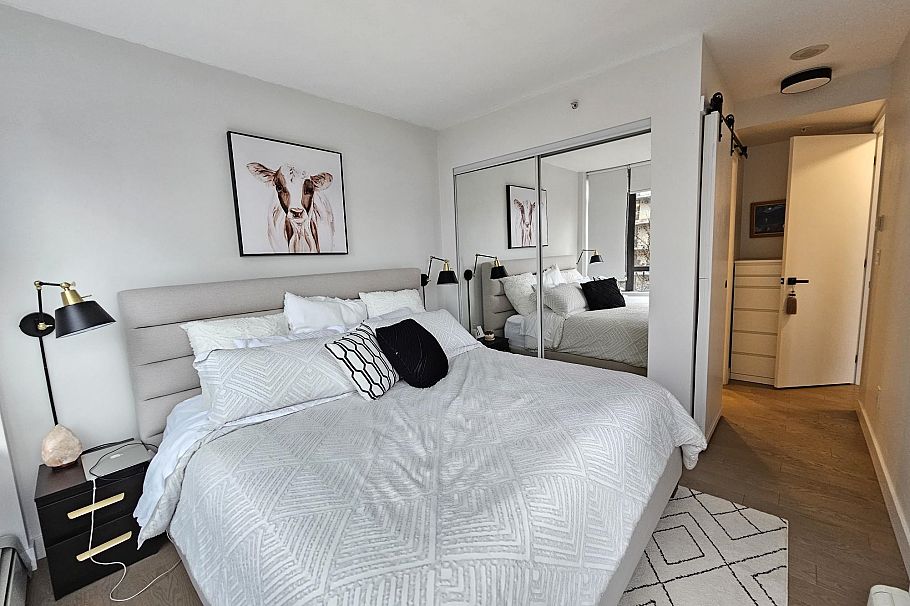 403 170 W 1st Street North Vancouver, BC - 7