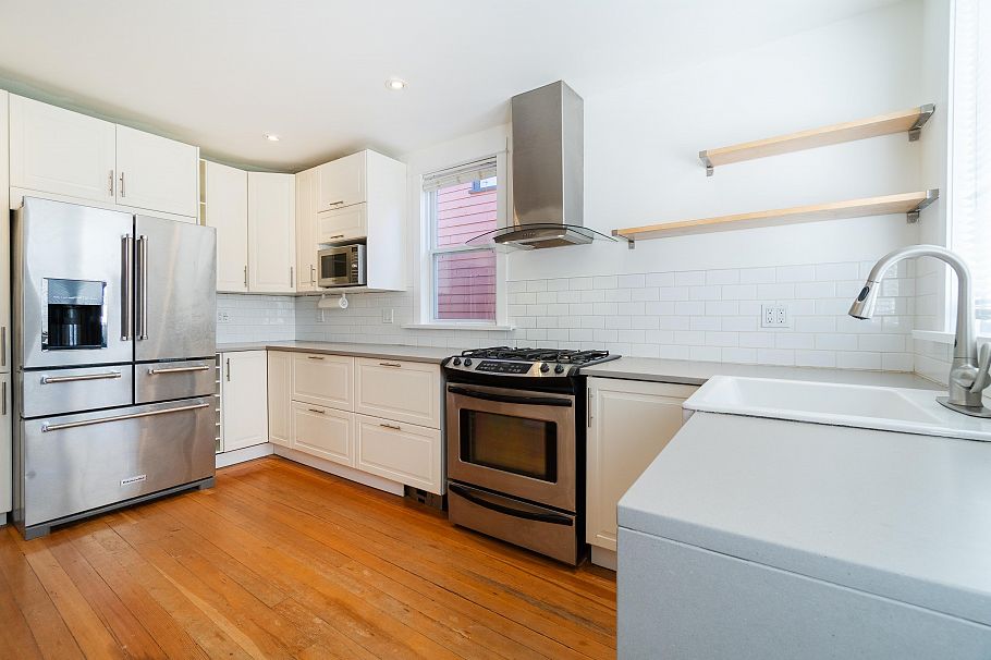 454 E 28th Avenue Vancouver, BC - 17