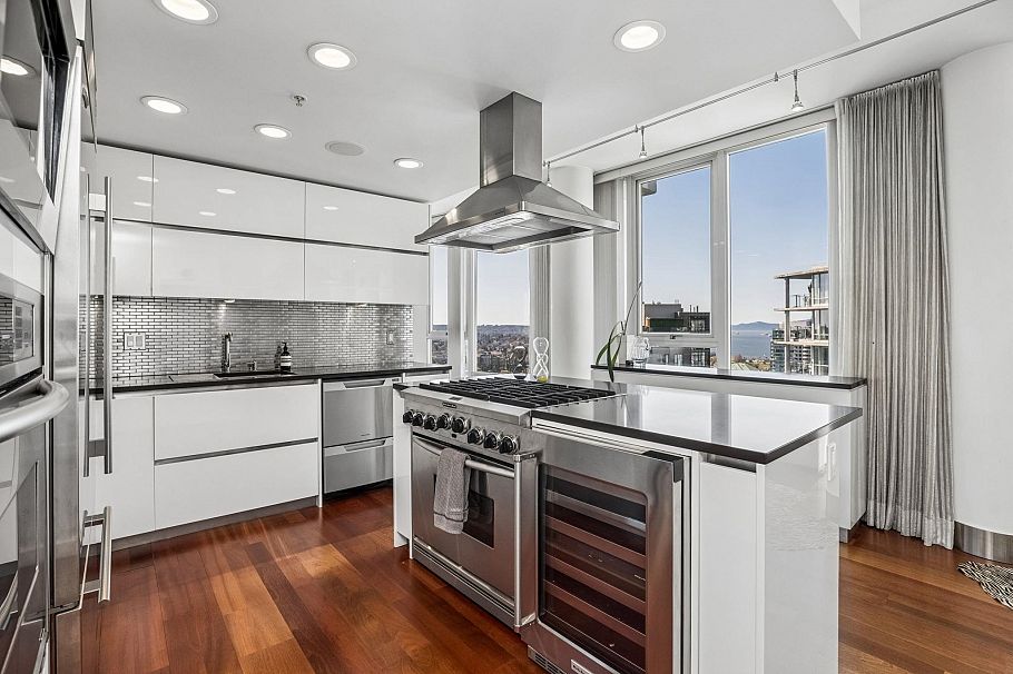 3701 1438 Richards Street Vancouver, BC - 18