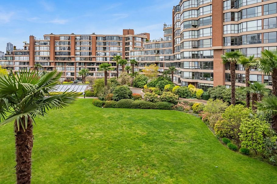 308 1450 Pennyfarthing Drive Vancouver, BC - 26