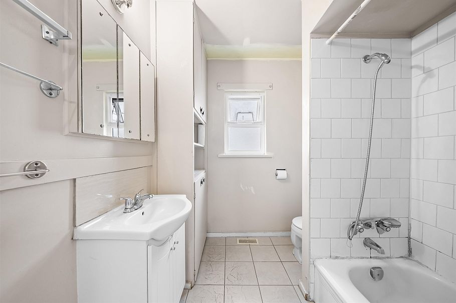 6392 Lanark Street Vancouver, BC - 15