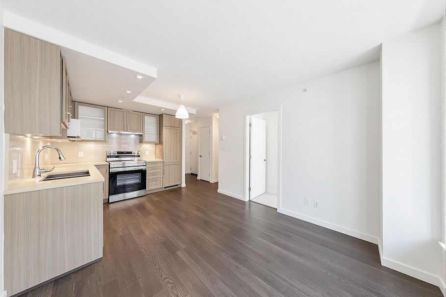 320 5665 Boundary Road Vancouver, BC - 13