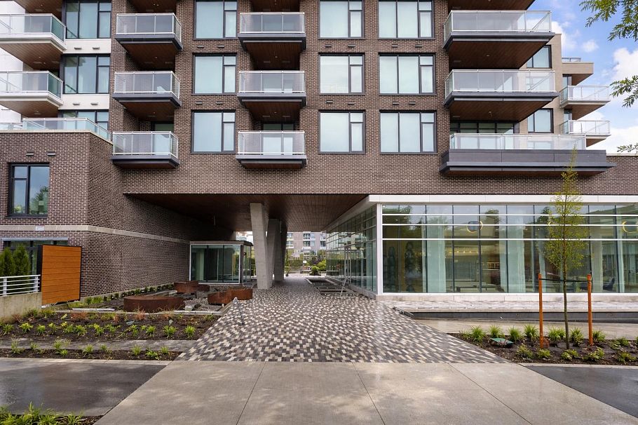 425 755 Harbourside Drive North Vancouver, BC - 11