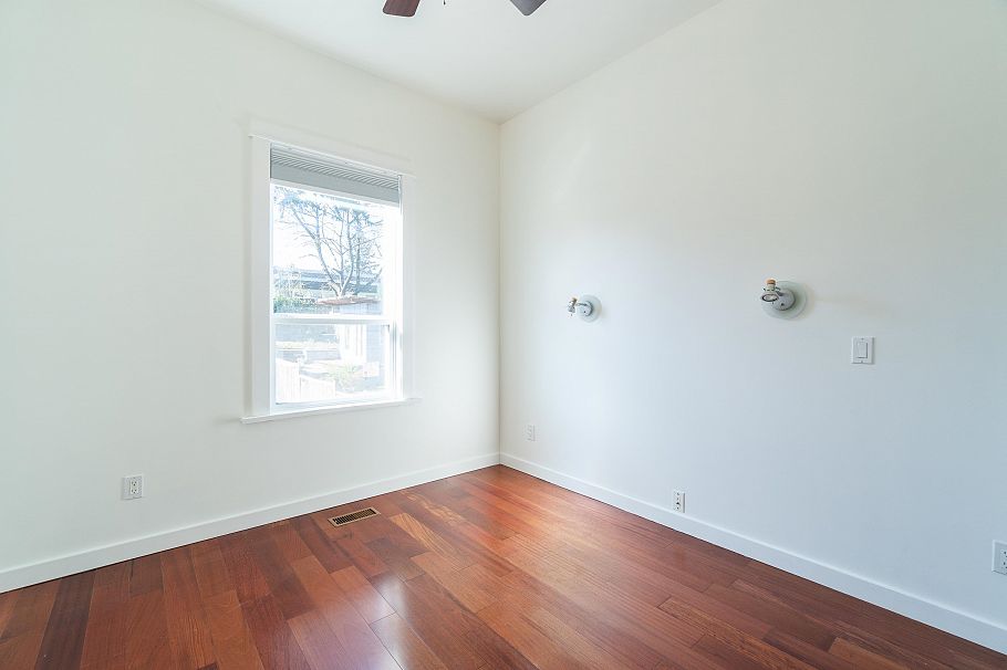 454 E 28th Avenue Vancouver, BC - 18