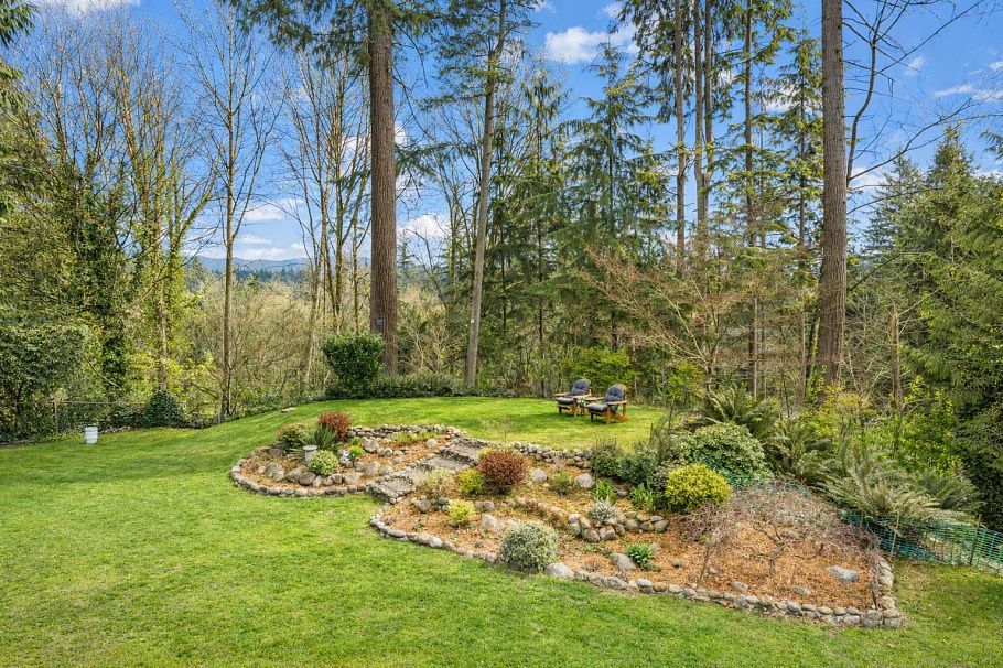 1874 Appin Road North Vancouver, BC - 3