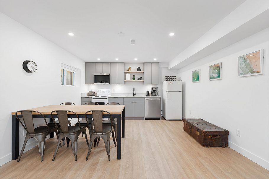 4921 Chester Street Vancouver, BC - 24