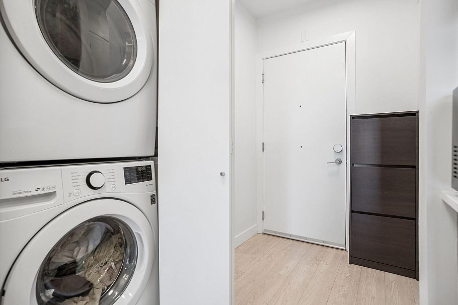 205 2889 E 1st Avenue Vancouver, BC - 28