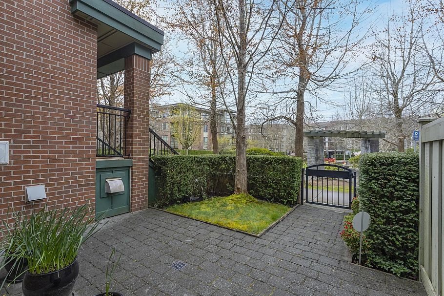 6238 Logan Lane Vancouver, BC - 26