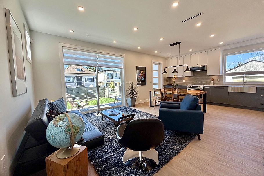 3760 Fleming Street Vancouver, BC - 2