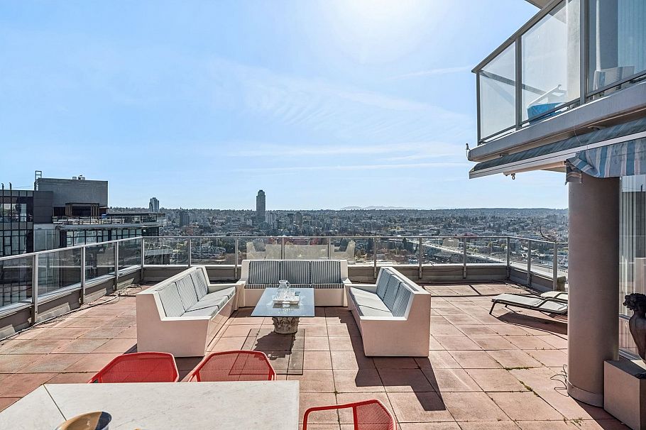 3701 1438 Richards Street Vancouver, BC - 32