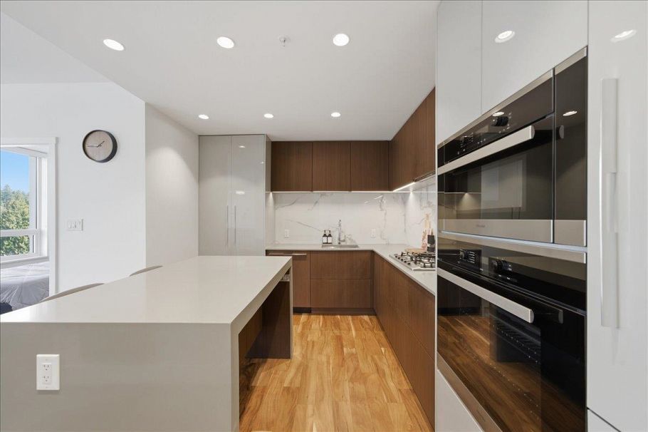 608 1675 Lions Gate Lane North Vancouver, BC - 9