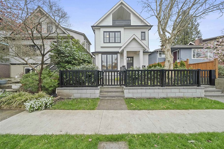 1 312 E 40th Avenue Vancouver, BC - 33