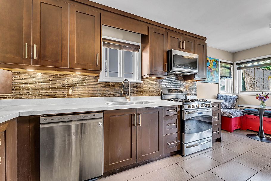 2925 Mcgill Street Vancouver, BC - 9