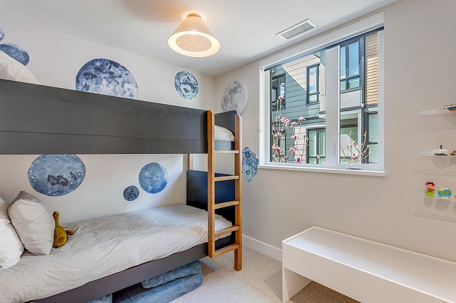 3973 Fleming Street Vancouver, BC - 11