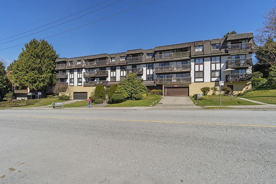 315 310 W 3rd Street North Vancouver, BC - 1