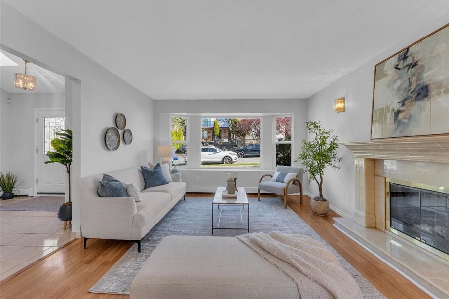 770 E 61st Avenue Vancouver, BC - 5