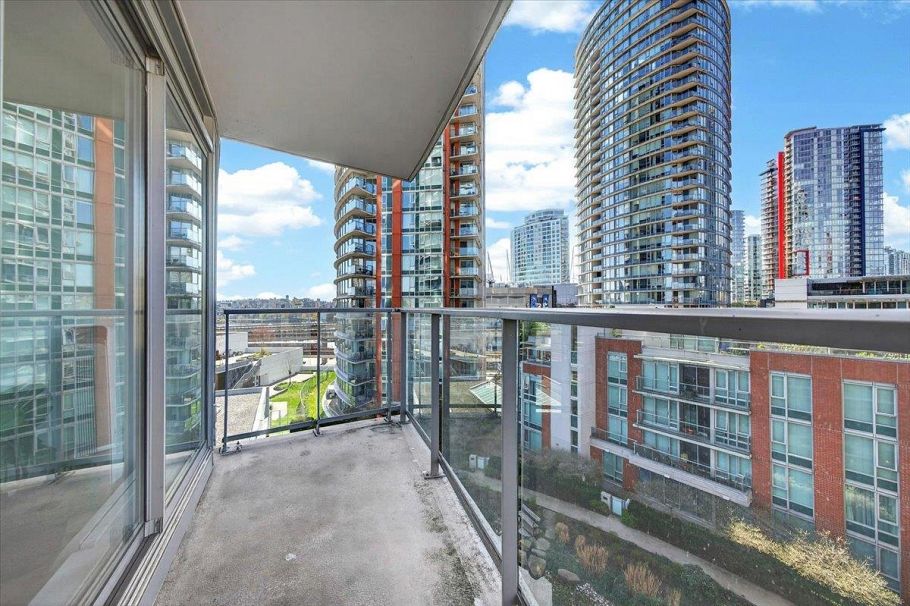 905 58 Keefer Place Vancouver, BC - 16