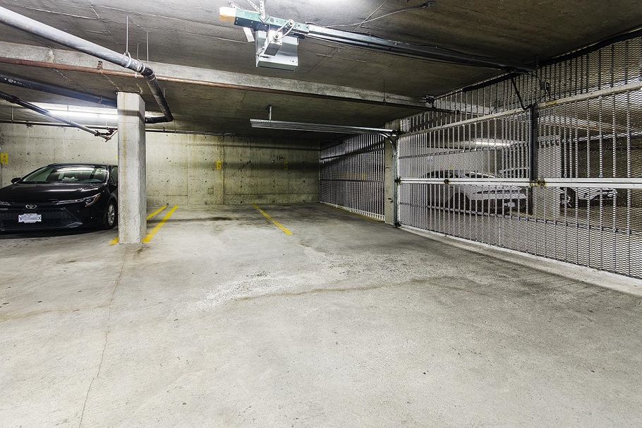 206 1085 W 17th Street North Vancouver, BC - 22